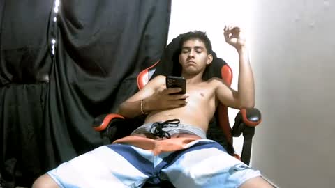 hot__mechanic online show from July 14, 1:50 pm