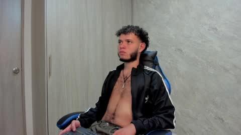 Snapshot of hot_bad_boy69 chatting on March 24, 8:58 pm hot bad boy69 online show from March 24, 8:58 pm