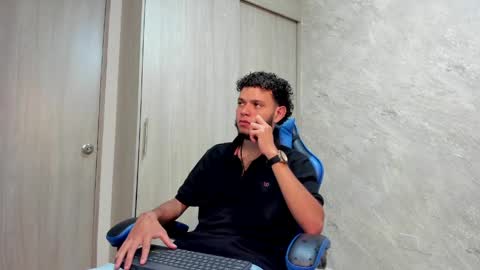Snapshot of hot_bad_boy69 chatting on April 10, 10:14 pm hot bad boy69 online show from April 10, 10:14 pm