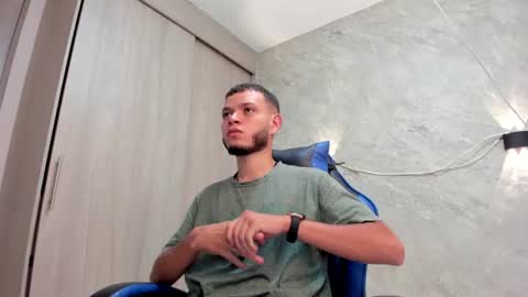 Snapshot of hot_bad_boy69 chatting on June 22, 8:06 pm hot bad boy69 online show from June 22, 8:06 pm