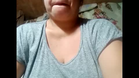 Snapshot of hot_boobs21 chatting on December 3, 12:27 pm hot_boobs21 online show from December 3, 12:27 pm