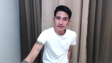 Snapshot of hot_boy2088 chatting on September 30, 2:22 pm Mike online show from September 30, 2:22 pm