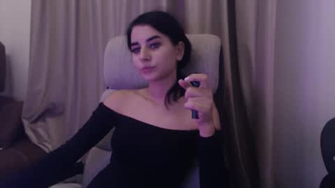 Snapshot of hot_bruny chatting on November 3, 7:26 pm Bruny online show from November 3, 7:26 pm