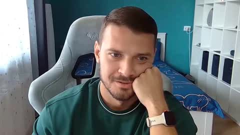 Snapshot of hot_cap_77 chatting on October 15, 1:00 pm hot_cap_77 online show from October 15, 1:00 pm