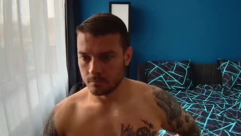 Snapshot of hot_cap_77 chatting on April 12, 12:32 pm hot_cap_77 online show from April 12, 12:32 pm