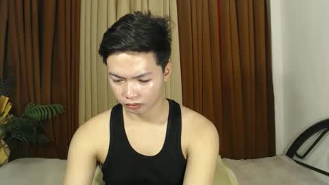 Snapshot of hot_chanie chatting on April 11, 3:44 am chan chan online show from April 11, 3:44 am