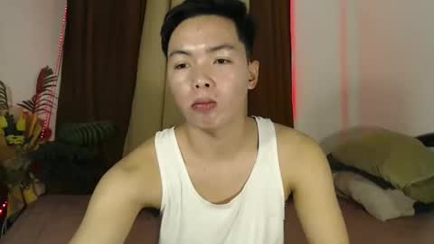 Snapshot of hot_chanie chatting on April 25, 9:45 am chan chan online show from April 25, 9:45 am
