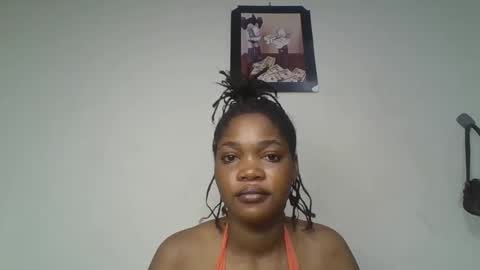 Snapshot of hot_choccoolate chatting on April 5, 10:23 am Zarah online show from April 5, 10:23 am