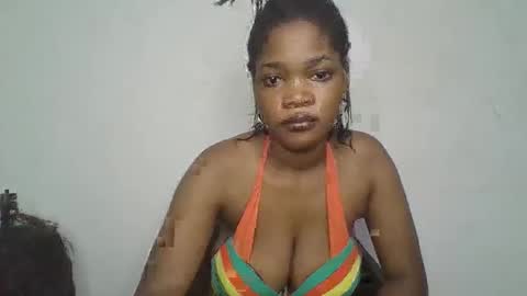 Snapshot of hot_choccoolate chatting on April 5, 11:13 pm Zarah online show from April 5, 11:13 pm