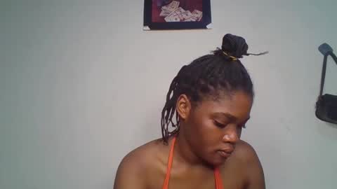 Snapshot of hot_choccoolate chatting on April 7, 11:21 am Zarah online show from April 7, 11:21 am