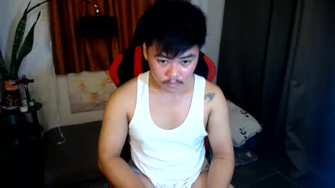 Snapshot of hot_emmanuel chatting on July 19, 3:32 am hot_emmanuel online show from July 19, 3:32 am