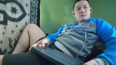 hot_guy36 online show from December 15, 3:49 pm