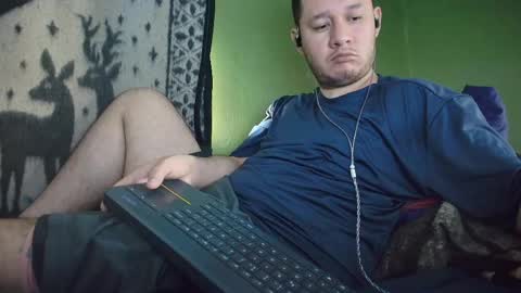 hot_guy36 online show from May 24, 2:00 pm