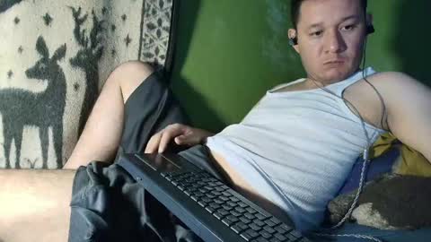 hot_guy36 online show from June 2, 3:19 am