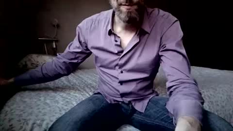 Snapshot of hot_hung_daddy_4u chatting on April 22, 6:31 pm Daddy online show from April 22, 6:31 pm