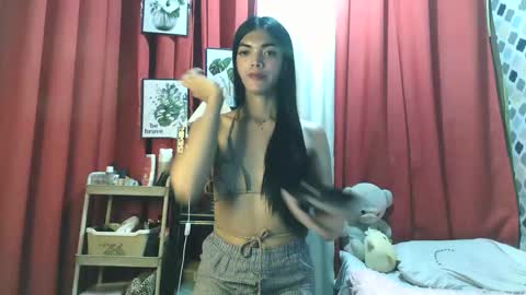 Snapshot of hot_keysha chatting on April 2, 5:21 pm hot_keysha online show from April 2, 5:21 pm
