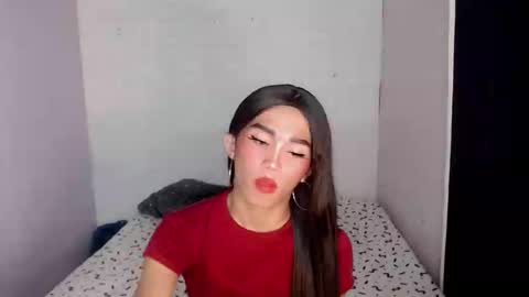 Snapshot of hot_khianna chatting on February 13, 12:23 pm Khianna online show from February 13, 12:23 pm