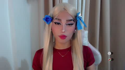 Snapshot of hot_khianna chatting on July 2, 4:02 pm Khianna online show from July 2, 4:02 pm