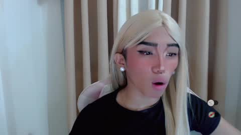 Snapshot of hot_khianna chatting on July 14, 3:40 pm Khianna online show from July 14, 3:40 pm