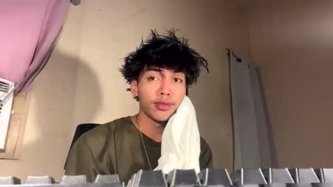 hot_kianxx online show from May 14, 11:39 am