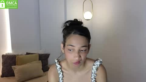 Alana online show from May 26, 9:44 pm