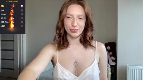 Lina online show from November 13, 9:19 am