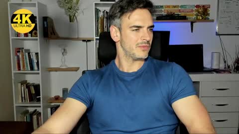 Snapshot of hot_martin25 chatting on December 29, 10:03 pm Martin online show from December 29, 10:03 pm