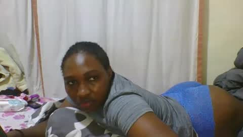 Snapshot of hot_masha chatting on September 17, 12:01 am hot_masha online show from September 17, 12:01 am