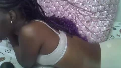 Snapshot of hot_petra2 chatting on May 7, 5:24 am Daddys doll online show from May 7, 5:24 am