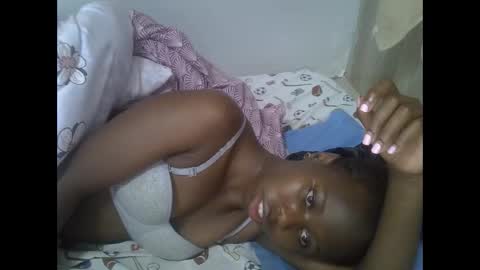 Snapshot of hot_petra2 chatting on May 24, 7:46 am Daddys doll online show from May 24, 7:46 am