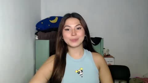 Snapshot of hot_precious_nikki chatting on April 25, 11:24 am Nikki online show from April 25, 11:24 am