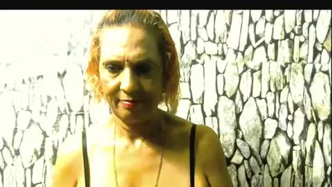 Snapshot of hot_queen58 chatting on February 27, 7:03 pm hot queen online show from February 27, 7:03 pm