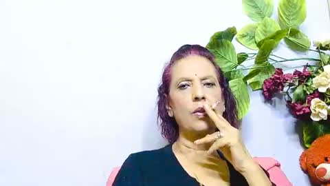 Snapshot of hot_queen58 chatting on July 2, 4:13 pm hot queen online show from July 2, 4:13 pm