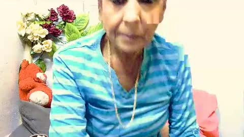 Snapshot of hot_queen58 chatting on July 3, 2:56 pm hot queen online show from July 3, 2:56 pm