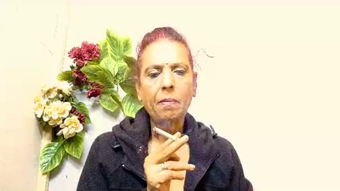 Snapshot of hot_queen58 chatting on July 4, 7:58 am hot queen online show from July 4, 7:58 am