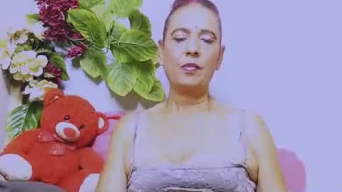 Snapshot of hot_queen58 chatting on July 6, 3:14 pm hot queen online show from July 6, 3:14 pm