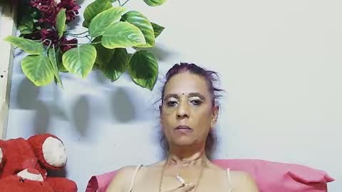 Snapshot of hot_queen58 chatting on July 12, 8:33 pm hot queen online show from July 12, 8:33 pm