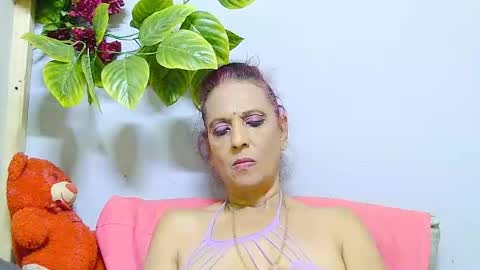 Snapshot of hot_queen58 chatting on July 19, 7:28 pm hot queen online show from July 19, 7:28 pm