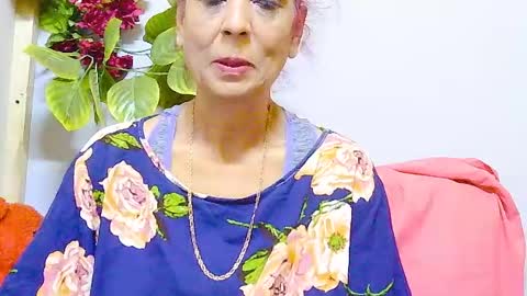 Snapshot of hot_queen58 chatting on July 21, 5:43 am hot queen online show from July 21, 5:43 am