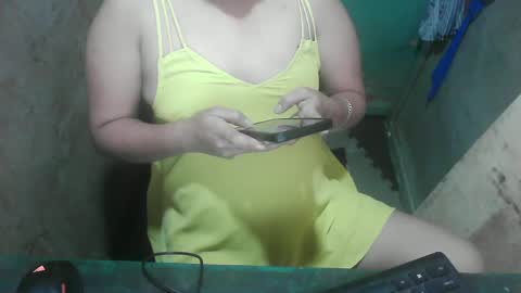 Snapshot of hot_quin11 chatting on March 6, 7:14 am hot_quin11 online show from March 6, 7:14 am