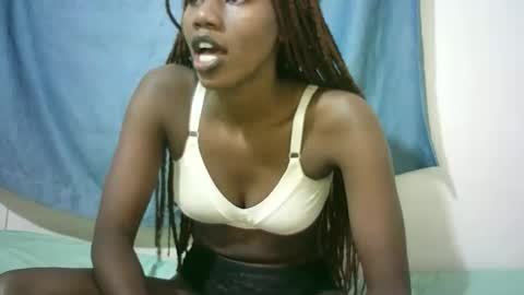 Snapshot of hot_reenor chatting on May 31, 6:09 pm reenor online show from May 31, 6:09 pm