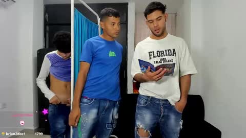 Vanesa Oliver and Andrew online show from March 11, 4:51 pm