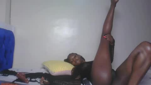Snapshot of hot_sexxxy_girl chatting on June 14, 2:30 pm Milly online show from June 14, 2:30 pm