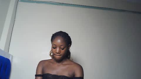 Snapshot of hot_sexxxy_girl chatting on July 22, 2:47 am Milly online show from July 22, 2:47 am