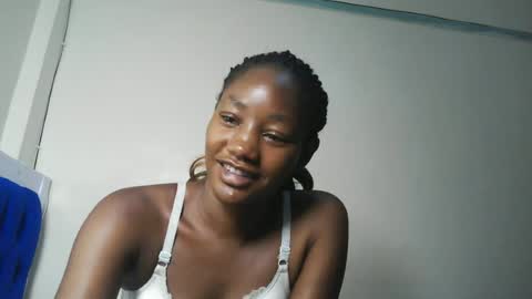 Snapshot of hot_sexxxy_girl chatting on August 1, 2:38 pm Milly online show from August 1, 2:38 pm