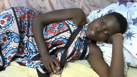 Snapshot of hot_shawrry chatting on February 15, 11:17 am hot_shawrry online show from February 15, 11:17 am