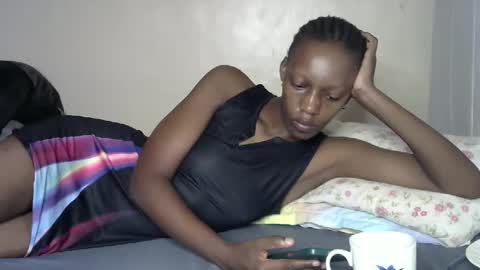 Snapshot of hot_slimcutie chatting on March 4, 12:22 pm slimcute online show from March 4, 12:22 pm