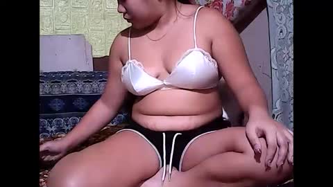 hot_tricia05 online show from February 20, 11:53 am