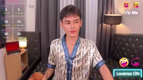 Kenny online show from December 21, 1:40 pm