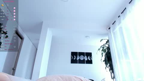 Snapshot of hotay_ chatting on November 1, 6:21 pm Andrew xdres08 online show from November 1, 6:21 pm